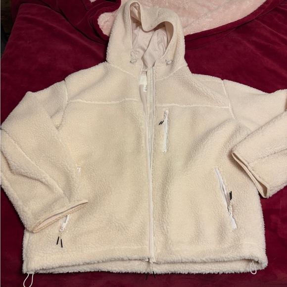 H&M Jackets & Blazers - H&M Cream Puffer Jacket